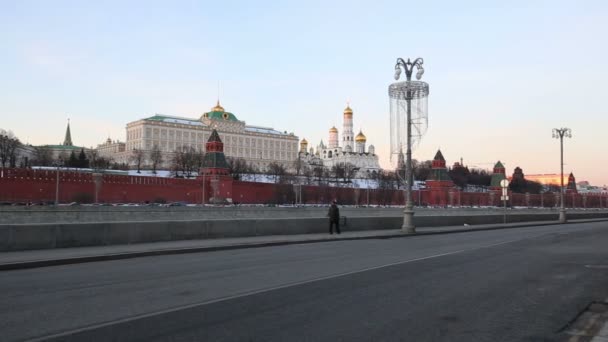 Terraplén Del Río Moskow Moskva Cerca Del Kremlin Por Noche — Vídeos de Stock