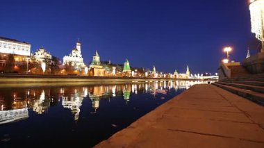 Moskova Nehri ve Kremlin (gece), Moskova, Rusya - Moskova'nın en popüler görünümü
