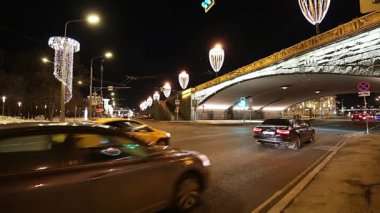 Stone Bridge yakınındaki Kremlin (gece) - Moskova, Rusya'nın en popüler görünümü 