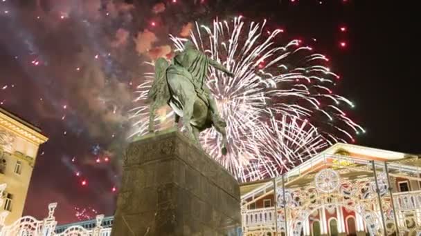 Moskova Şehir Merkezi Tverskaya Kare Üzerinde Üzerinde Havai Fişek Yury — Stok video