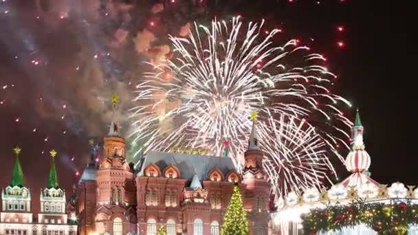 Fuochi Artificio Sul Museo Storico Stato Iscrizione Russo Vicino Cremlino — Video Stock