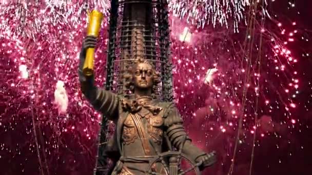 Vuurwerk Boven Het Grote Standbeeld Petrus Moskow Rusland Het Werd — Stockvideo