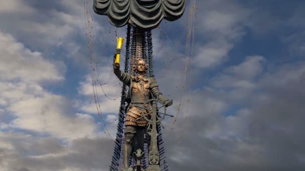 Peter Great Statue Latar Belakang Awan Bergerak Moskow Rusia Ini — Stok Video