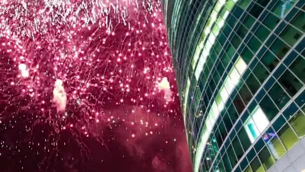 国際ビジネス センター モスクワ ロシアの高層ビルの花火 — ストック動画