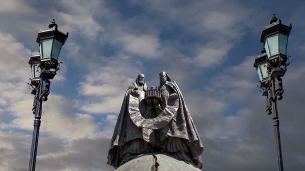 Monumento Reunión Catedral Cristo Salvador Fondo Nubes Movimiento Moscú Rusia — Vídeos de Stock