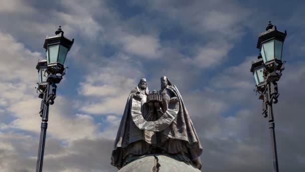 Reunião Monumento Catedral Cristo Salvador Fundo Nuvens Movimento Moscou Rússia — Vídeo de Stock