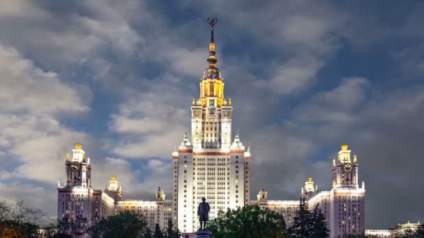 Hlavní Budova Moskevské Státní Univerzity Sparrow Hills Pozadí Pohybujících Mraků — Stock video