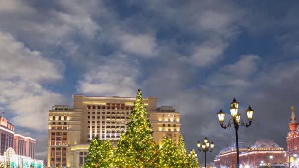 Weihnachts Und Neujahrsferien Illumination Und Vier Jahreszeiten Hotel Vor Dem — Stockvideo