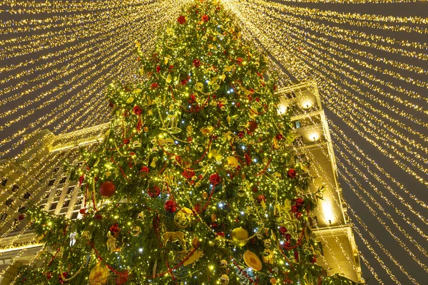 Juldekoration Nyårshelgen Moskva Natten Ryssland Manege Torg Nära Kreml — Stockfoto