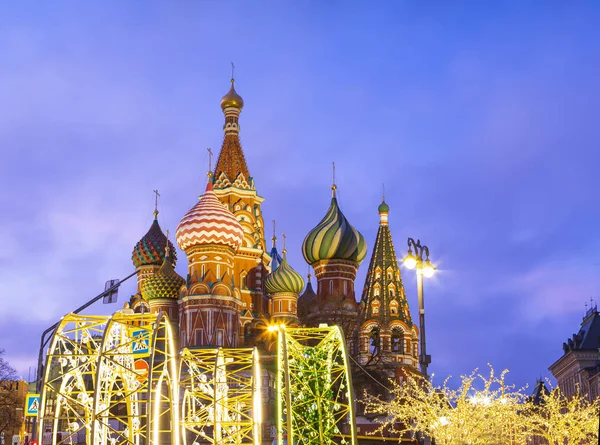 Bazylewska Katedra Świątynia Bazylego Błogosławionego Świąteczne Dekoracje Plac Czerwony Moskwa — Zdjęcie stockowe