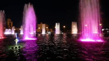Moskova, Rusya - 30 Ağustos 2019: Çeşme Taşı Çiçeği Moskova'daki Vdnkh'te. Vdnkh (ayrıca All-Russian Exhibition Center olarak da adlandırılır) Moskova, Rusya'da kalıcı bir genel amaçlı ticaret fuarı 