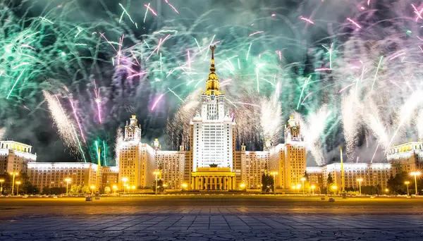 Lomonosov Moscow State University Main Building Fireworks Honor Victory Day — Stock Photo, Image