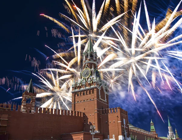 러시아 모스크바의 승리의 기념하기 경련을 일으키는 스카야 — 스톡 사진