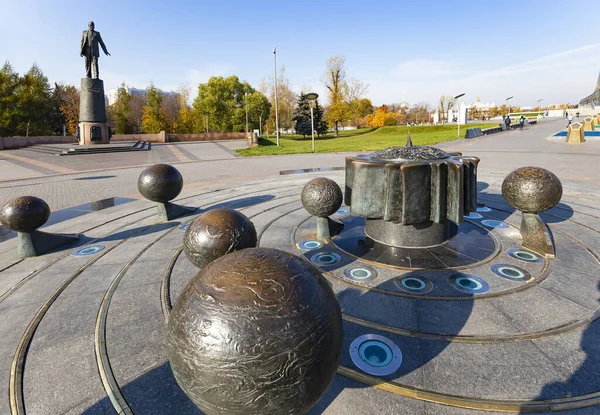 Moscow Russia October 2019 Conquerors Space Monument Moscow Russia 俄文译文 — 图库照片