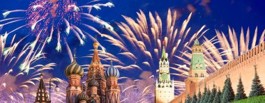 Moskova Kremlin ve Moskova 'nın en popüler manzarası Zafer Bayramı (Wwii), Kızıl Meydan, Moskova, Rusya onuruna havai fişekler.  