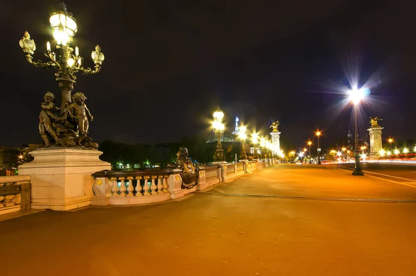 Γέφυρα Του Αλεξάνδρου Ιιι Νύχτα Παρίσι Γαλλία — Φωτογραφία Αρχείου