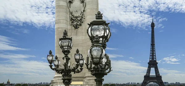 Die Alexanderbrücke Und Der Eiffelturm Paris Frankreich — Stockfoto