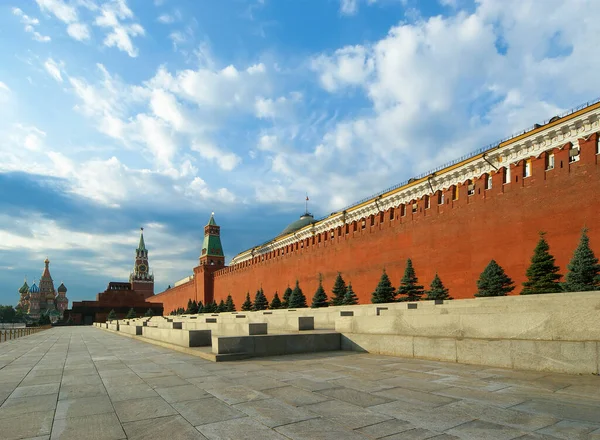 View Moscow Kremlin Sunny Day Russia Moscow Architecture Landmark Moscow — стоковое фото