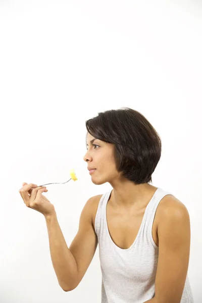 Donna attraente che fa colazione — Foto Stock