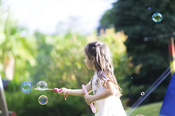 Happy Girl Playing — Stock Photo, Image