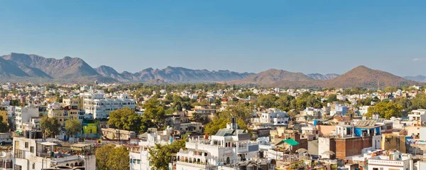 Panoramic view of buildings in Udaipur — Stock Photo, Image