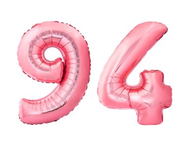 94 numara 94 numara, beyaz arka planda izole edilmiş gül sarısı şişirilebilir balonlardan yapılmış.