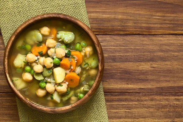 Zuppa Vegetariana Ceci Con Carota Fave Fava Piselli Patate Cipolla — Foto Stock