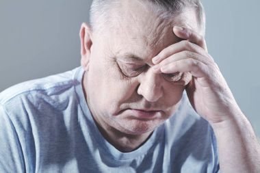 Üzgün adam headshot