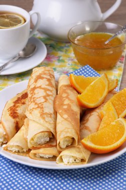 Süzme peynirli krep