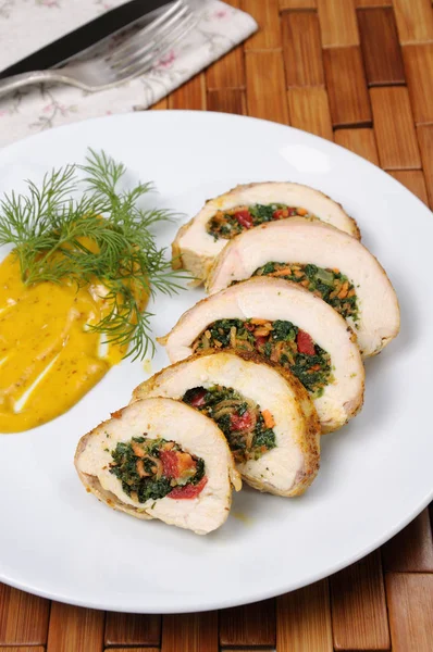 Chicken breast stuffed with vegetables — Stock Photo, Image