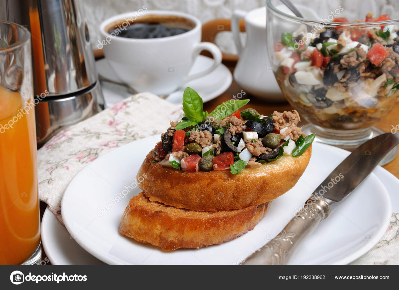 Kruton ve kahve Kahvaltı — Stok Foto © apolonia 192338962
