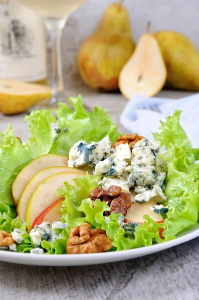 Salada de Gorgonzola com pêra — Fotografia de Stock