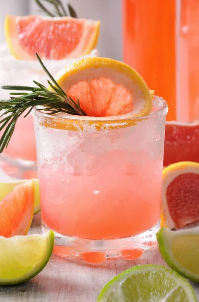 Sprankelende cocktail roze Paloma — Stockfoto