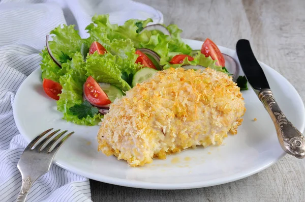 Chicken roll in breadcrumbs — Stock Photo, Image