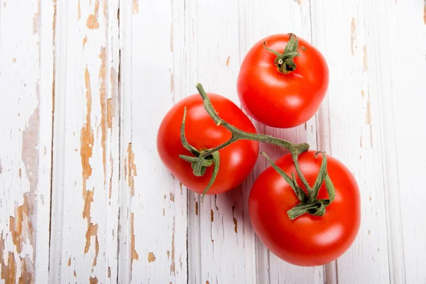 Eski kurulları tablosundan olgun domates