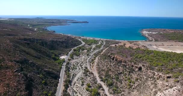 Cesta přes hory k moři na Kréta Řecko — Stock video