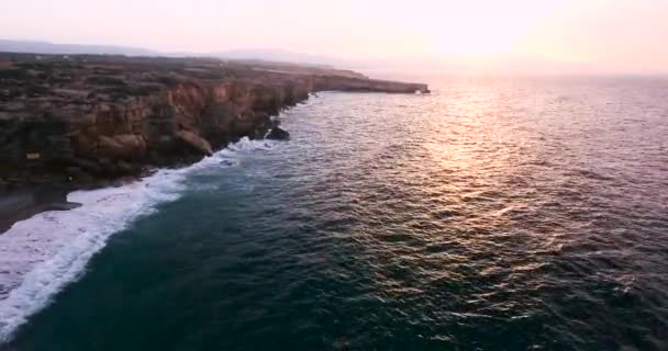 Flying above beautiful sea shore — Stock Video