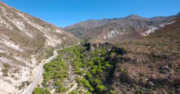 Road in mountains at crete Greece — Stock Video