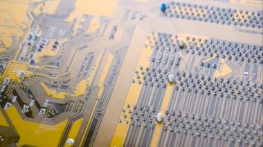 PC elektronik devre kartı yakın çekim.