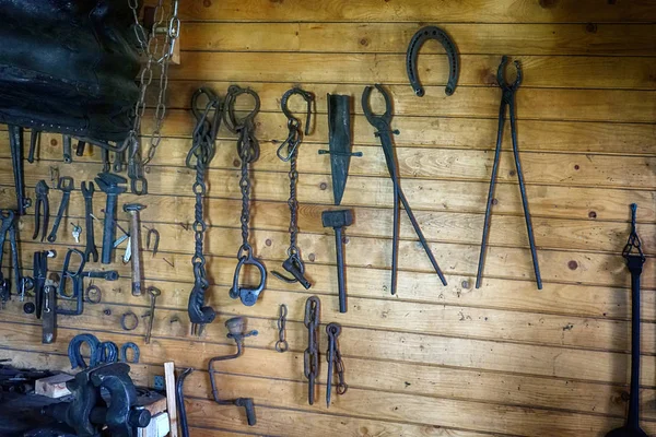 Collection d'outils rustiques vintage — Photo