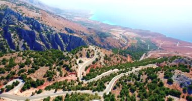 uçan yılan gibi yol yukarıda