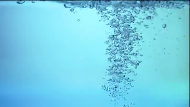 水スローモーションで泡 — ストック動画