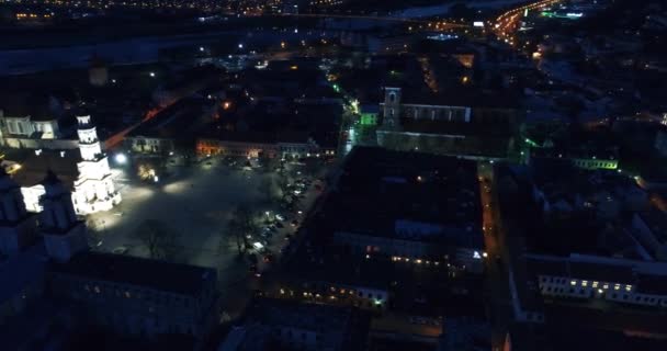 Luftaufnahme der Altstadt bei Nacht — Stockvideo