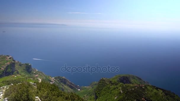 Montaña panorama de la costa amalfitana en Italia — Vídeo de stock