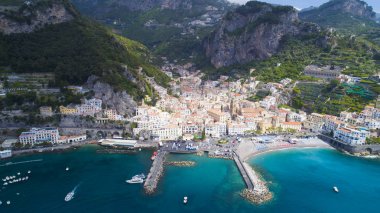 Mountain resort şehir 