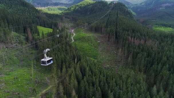 Fligh teleferik Dağları üzerinde — Stok video