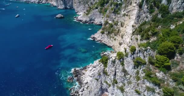 Вид с воздуха на остров Капри — стоковое видео