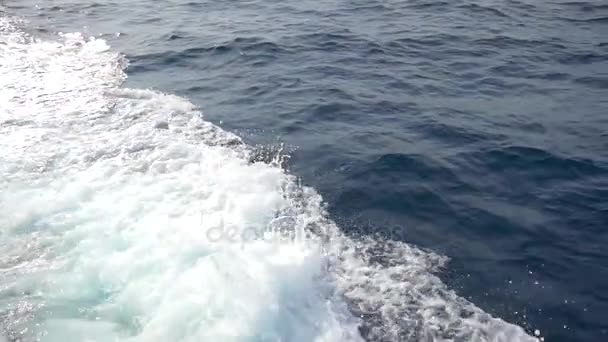 Fartygets resa runt ön Capri — Stockvideo
