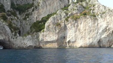 Gemi seyahatinden Capri Adası