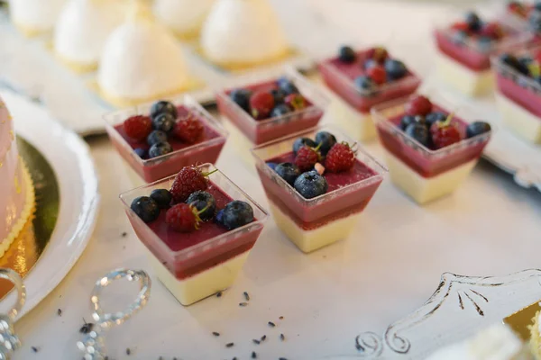 Mesa de recepção de casamento — Fotografia de Stock